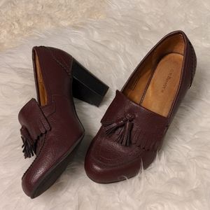 G.H. Bass & Co Oxblood Heeled Oxfords Size 7